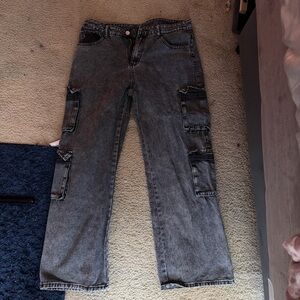 SHEIN Women's Relaxed Fit Black Cargo Jeans